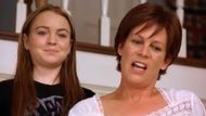 Lindsay Lohan and Jamie Lee Curtis in Freaky Friday | Image via Walt Disney Pictures